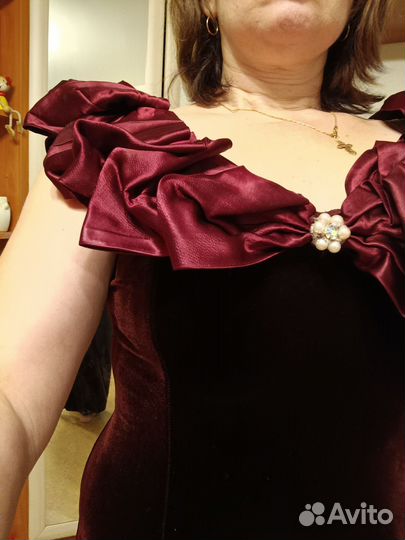 Вечернее платье