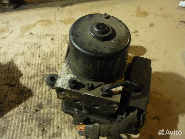 Блок абс Октавия Тур/ гольф4