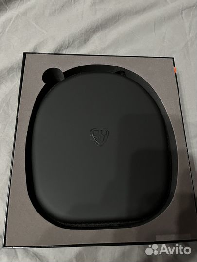 Беспроводные наушники новые