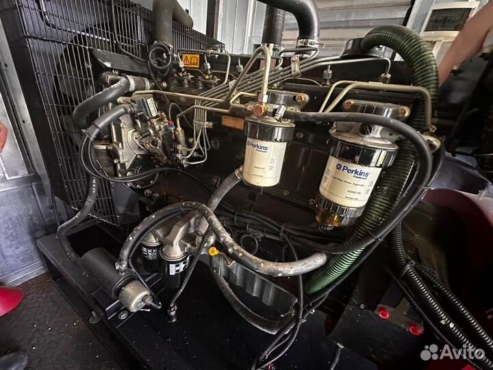 Дизельный генератор б/у Perkins 100 кВт контейнер