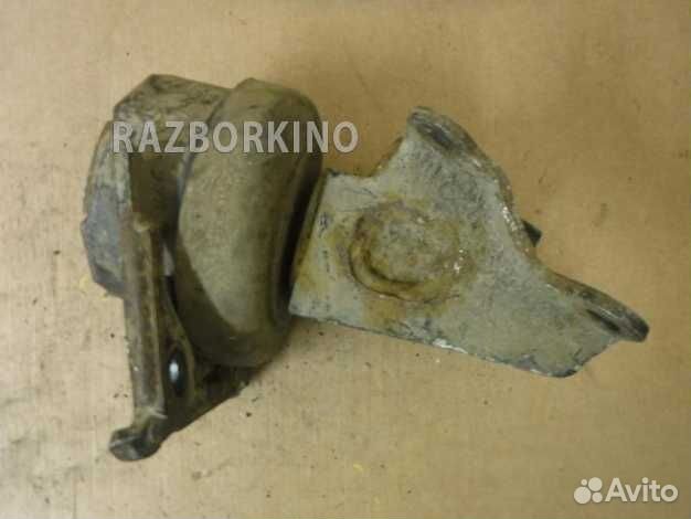 Опора двигателя Тойота