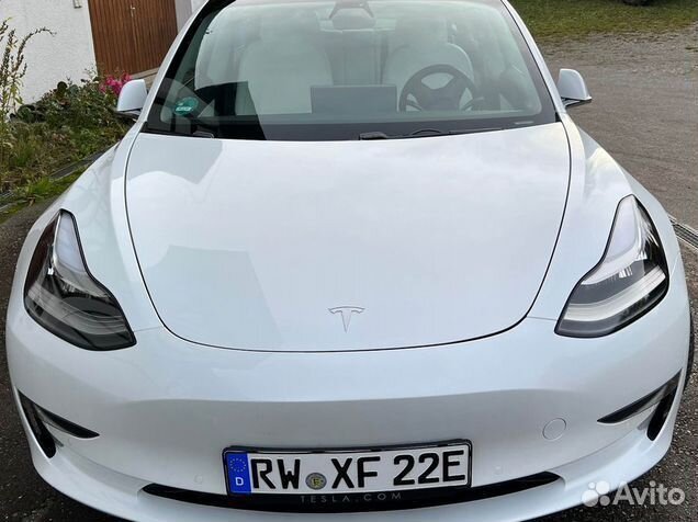 В разборе Tesla Model 3