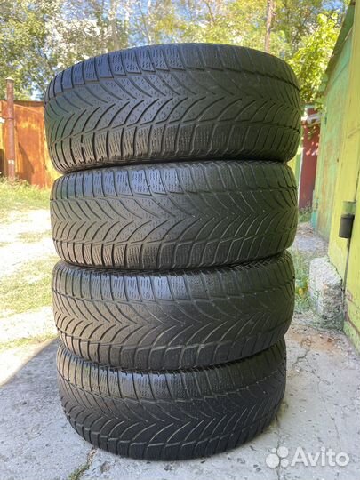Goodyear UltraGrip Ice 2 205/55 R16