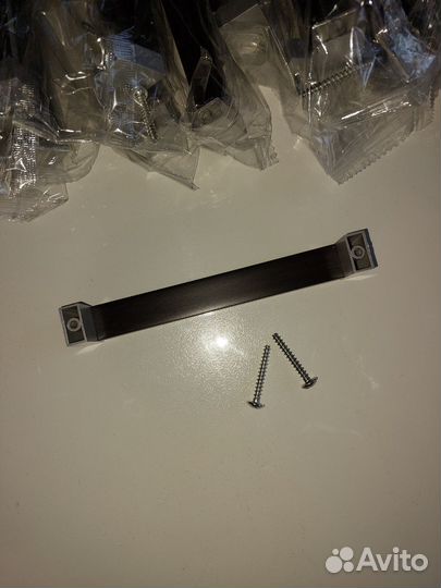 Мебельные ручки