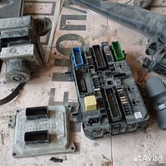 Запчасти на opel astra h рестайлинг