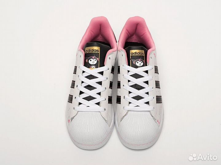 Кроссовки Hello Kitty x Adidas Superstars