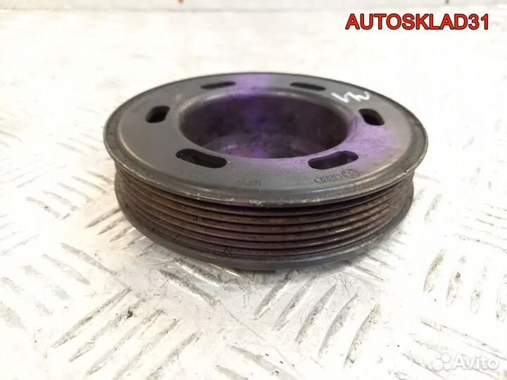Шкив коленвала VW Golf 4 1,6 AKL 06A105255F
