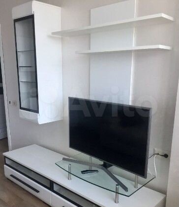 2-к. квартира, 46 м², 9/18 эт.