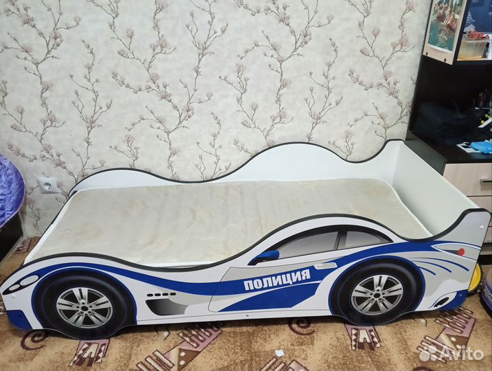 Детская кровать машина с матрасом