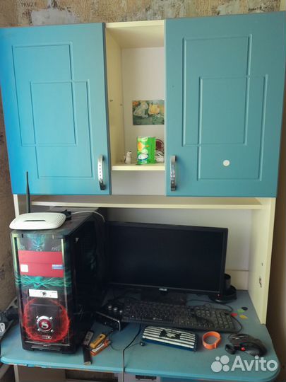 Продам детскую стенку б/у