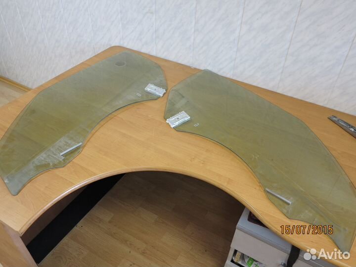 Стекло дверное левое/правое Nissan GTR R35