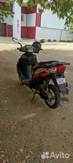 Racer скутер