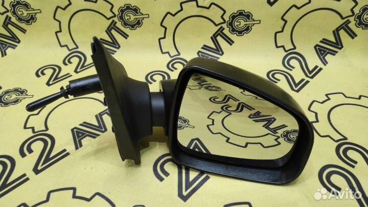 Зеркало заднего вида переднее правое Renault Logan