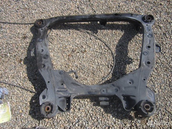 Балка под двс Toyota Camry ACV40 2AZ-FE 2006/9