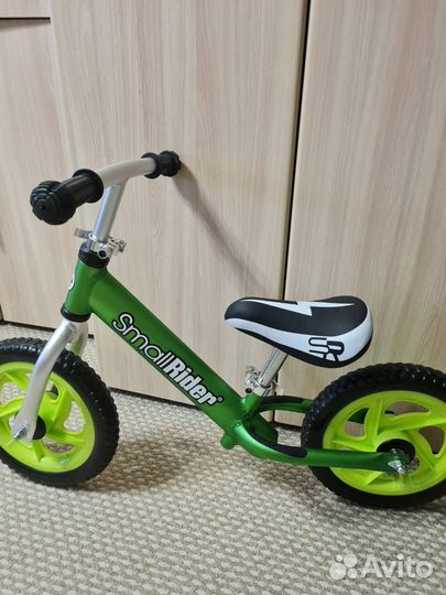 Новый беговел Foot Racer 3 EVA