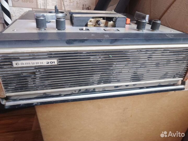 Катушечный магнитофон