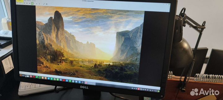 Монитор Dell 22