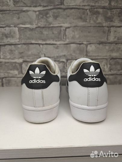 Кроссовки Adidas superstar