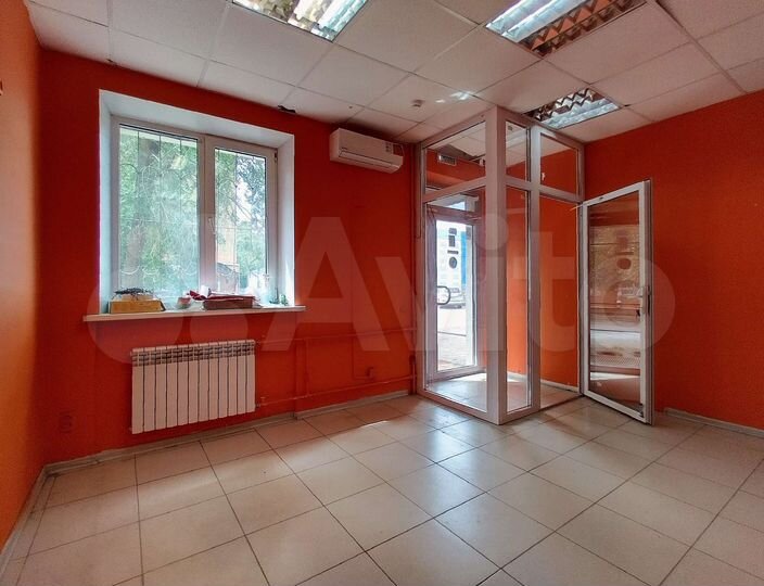 Торговое помещение на 1-ой линии, 22 м²