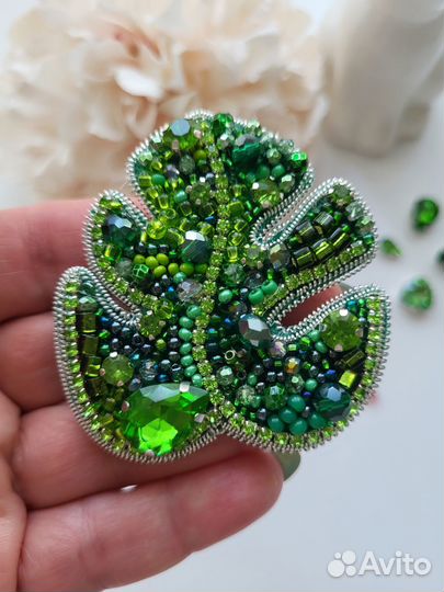 Брошь ручной работы