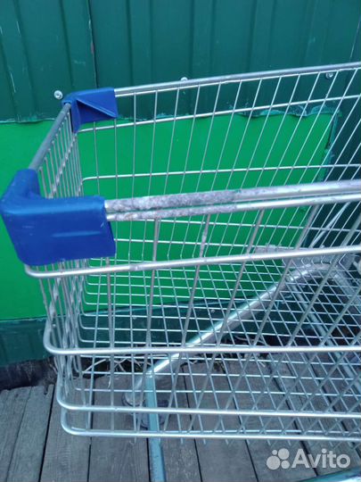 Тележка магазинная