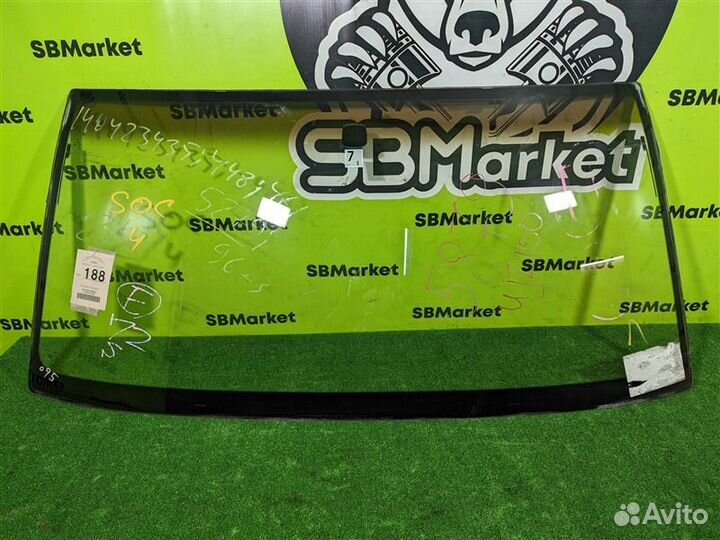 Стекло лобовое переднее Lexus Lx470 UZJ100 2UZ-FE