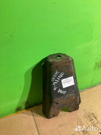 Кронштейн амортизатора scania R420