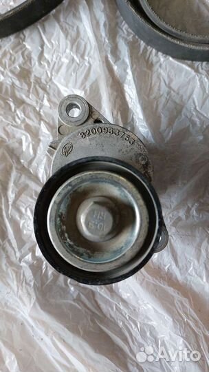 Ролик натяжной Renault