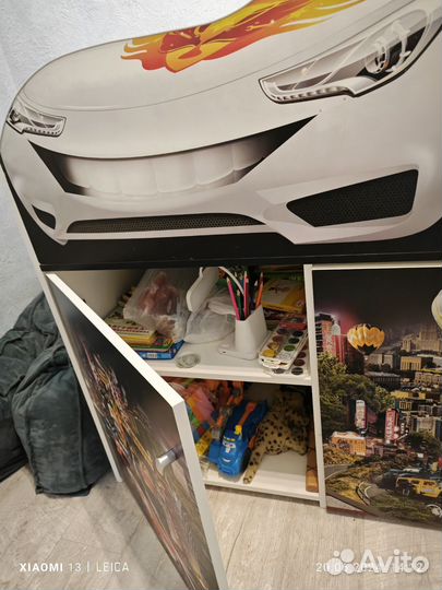 Кровать чердак -машинка