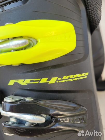 Ботинки горнолыжные Fischer RC4 JR60 детские 22,5