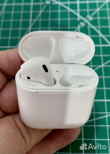 Наушники apple airpods 2 и airpods 1