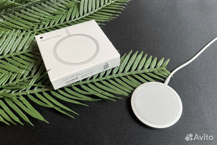 Беспроводная зарядка Apple Magsafe Charger 20W