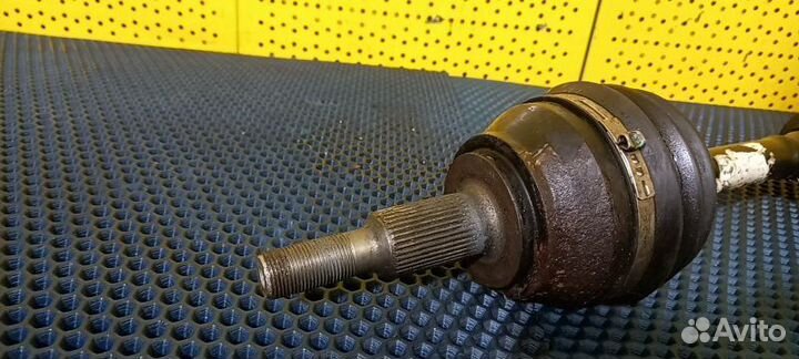 Полуось (привод) Volkswagen Touareg 7L