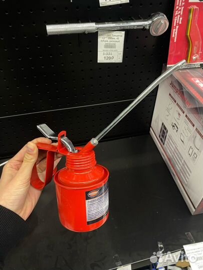 Масленка с жестким наконечником AV Steel 125мл