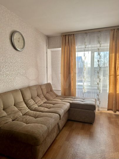 2-к. квартира, 50 м², 1/3 эт.