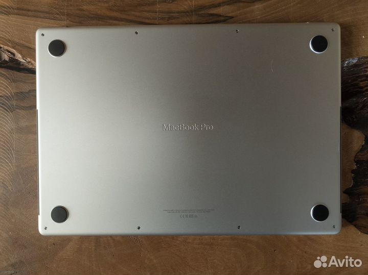 MacBook Pro 16 2021 M1 Max/64 GB/1 TB SSD/Silver