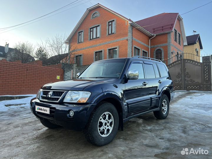 Mitsubishi Pajero 3.2 AT, 2004, 289 000 км