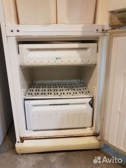 Холодильник Stinol -101 ER