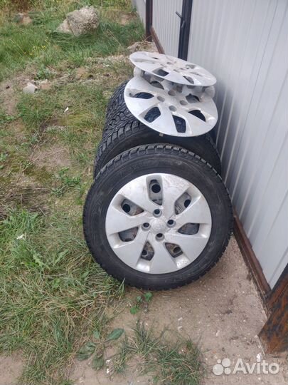 R15 Nokian Tyres Nordman 5 185/65, PCD 4x100 DIA 54.1