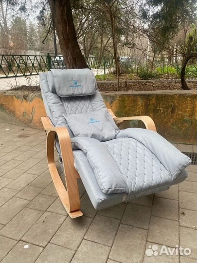 Массажное кресло-качалка новое