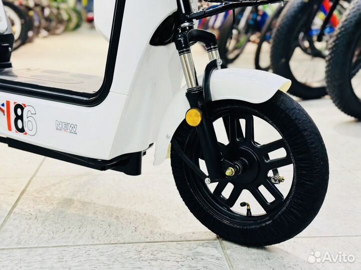 Отличный Электроскутер Golden Eagle. 25 км/ч