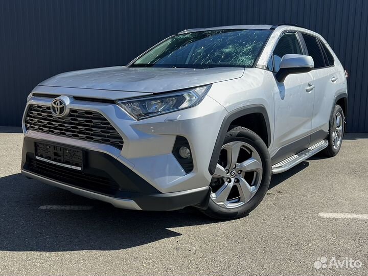 Toyota RAV4 2.0 CVT, 2020, битый, 51 000 км