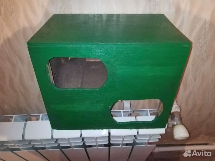 Домик - будка для Грызунов. Крепкая. В хор. сост