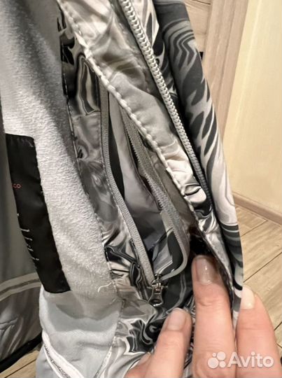 Горнолыжная куртка volkl