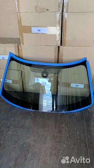 Стекло лобовое BMW mini clubman 5D унив.2016- дд