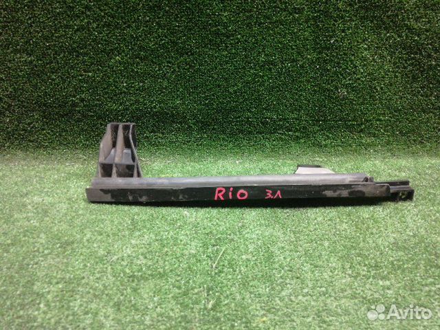 Направляющая стекла задняя левая Kia Rio 3 QB