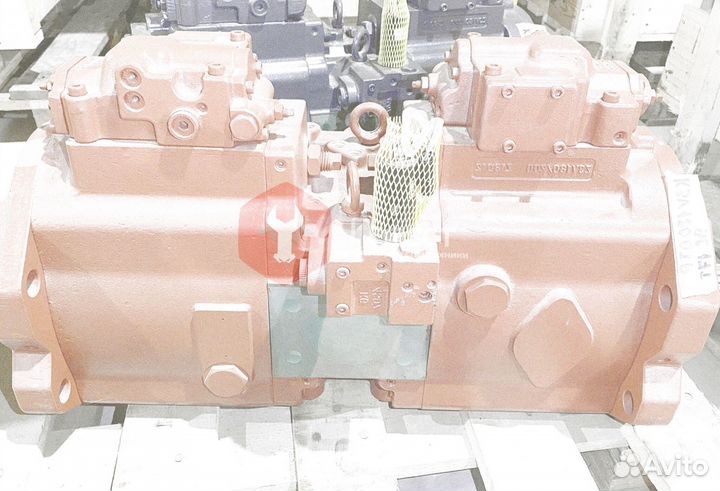 Основной насос Hyundai R390LC-9 K3V180DTP