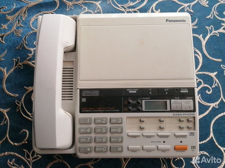 Ретро телефон с автоответчиком