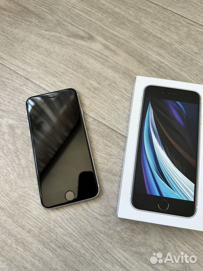 iPhone SE (2020), 64 ГБ
