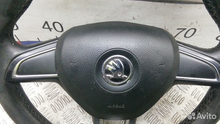Руль Skoda Rapid 2013